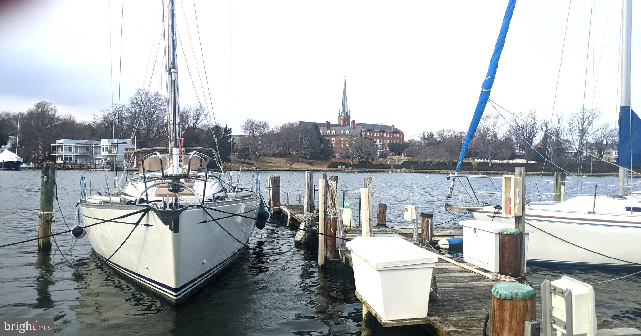 EASTPORT - Land