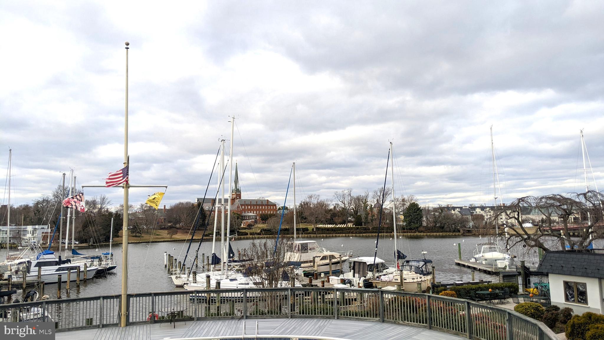 EASTPORT - Land