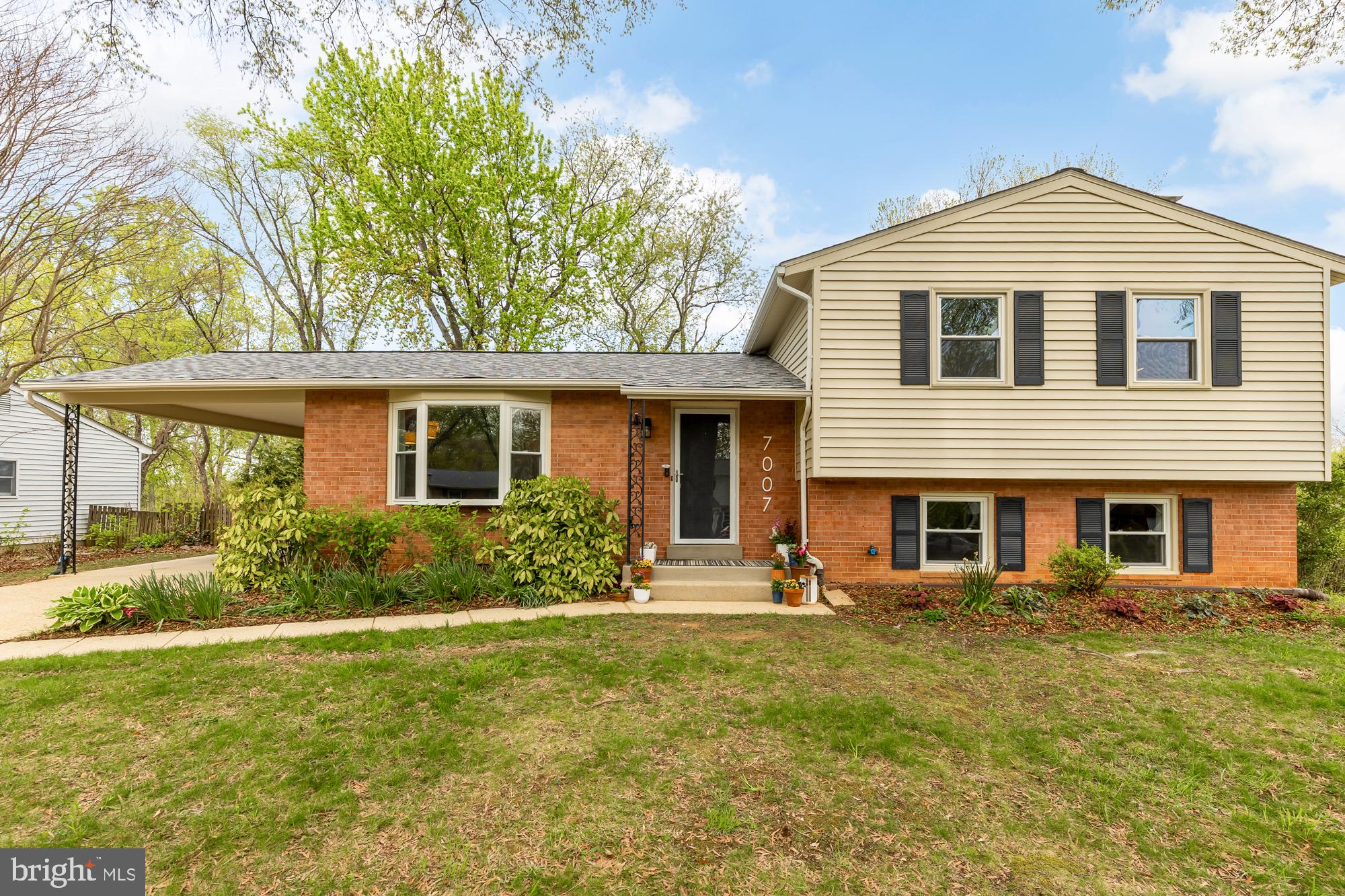 ROLLING VALLEY - Residential