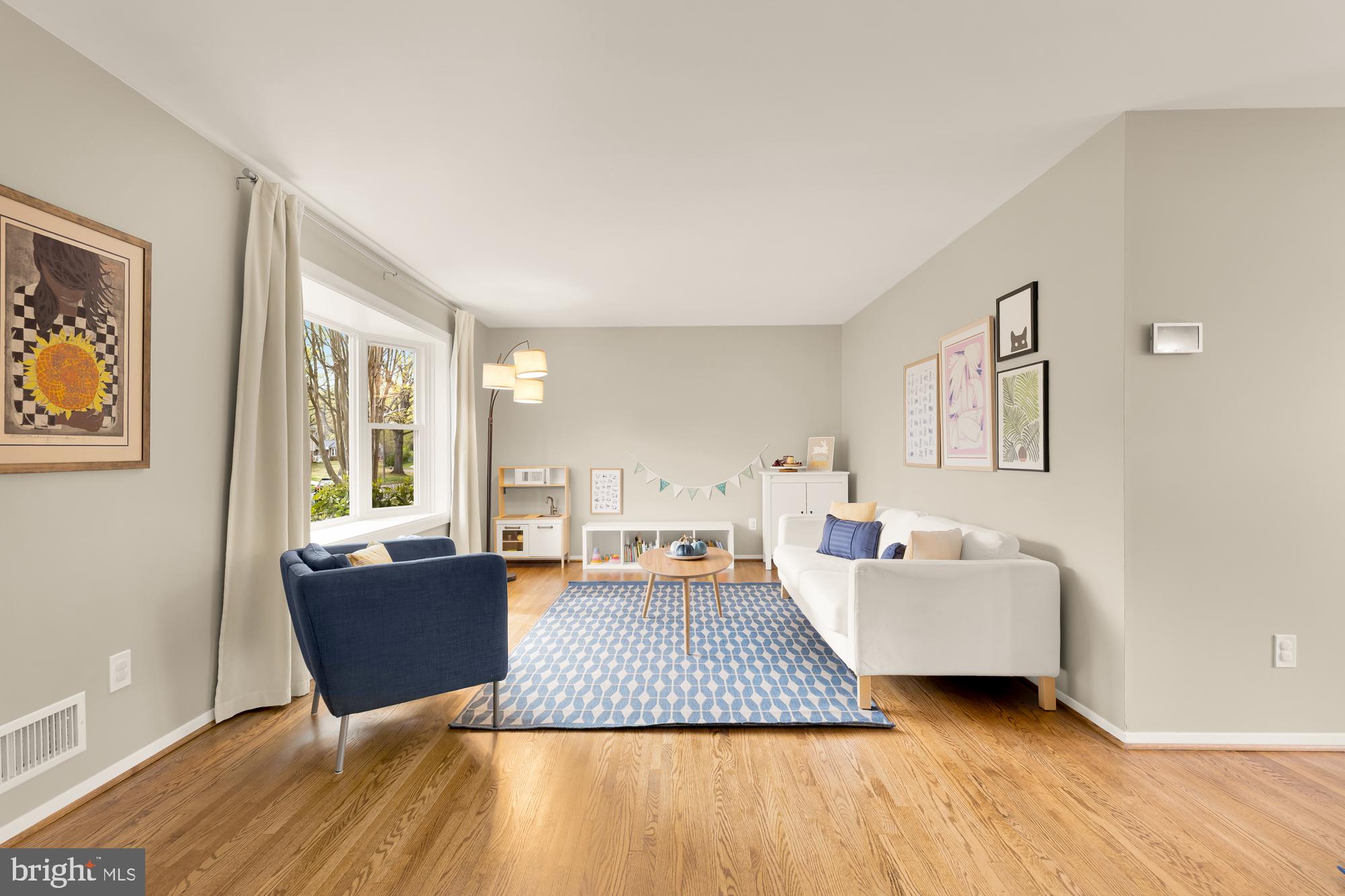 ROLLING VALLEY - Residential