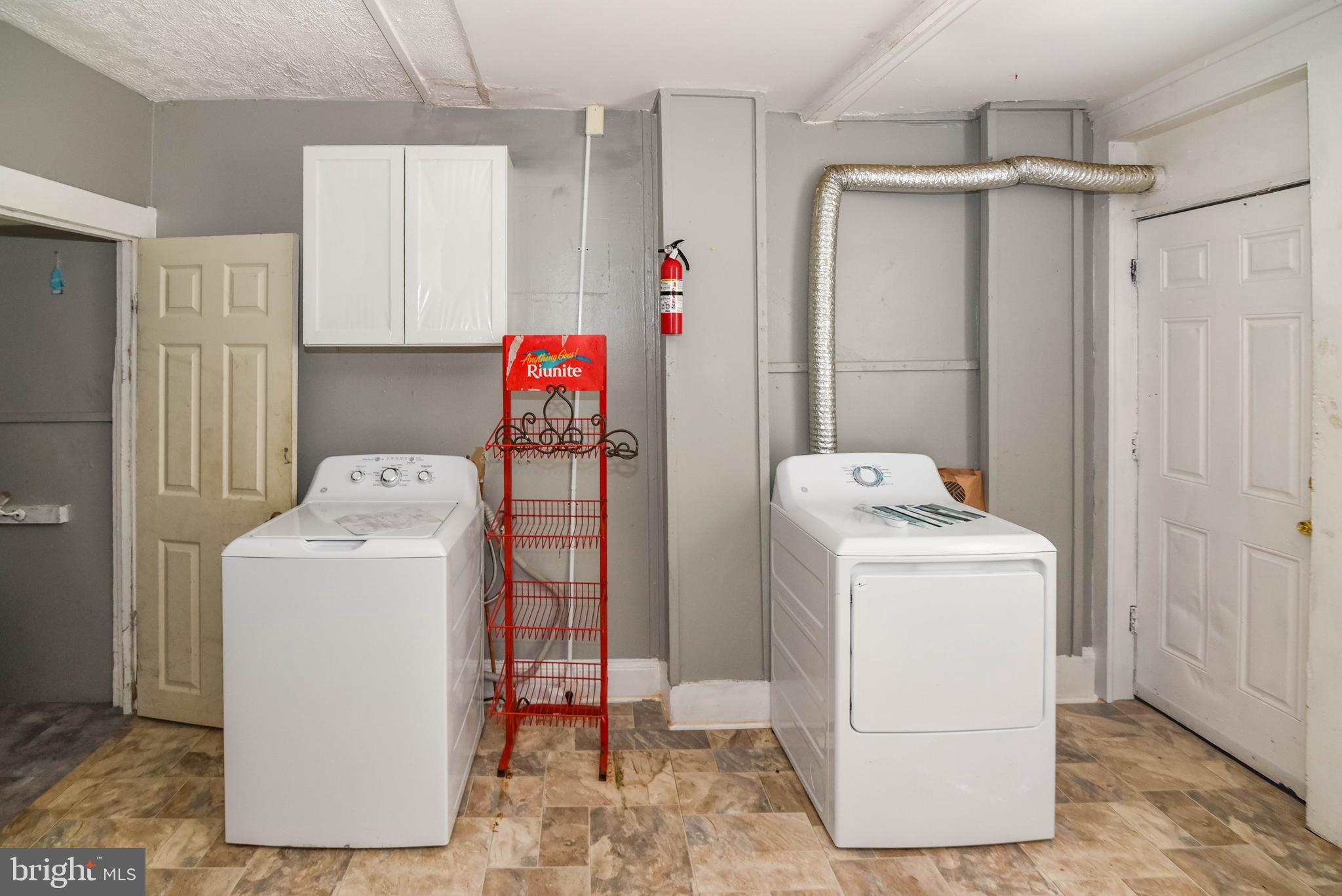 MILTON-MONTFORD - Residential