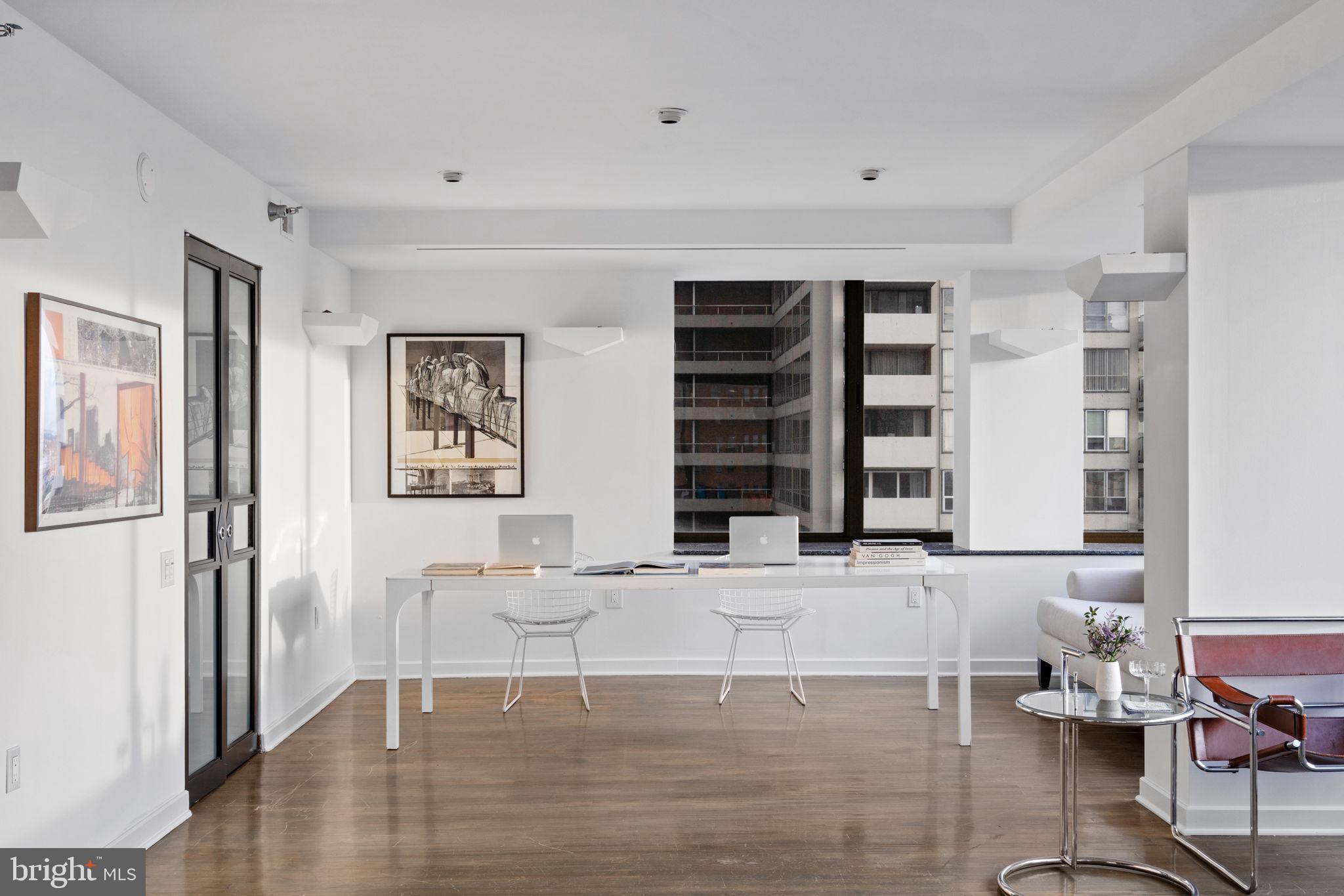 RITTENHOUSE SQUARE - Residential