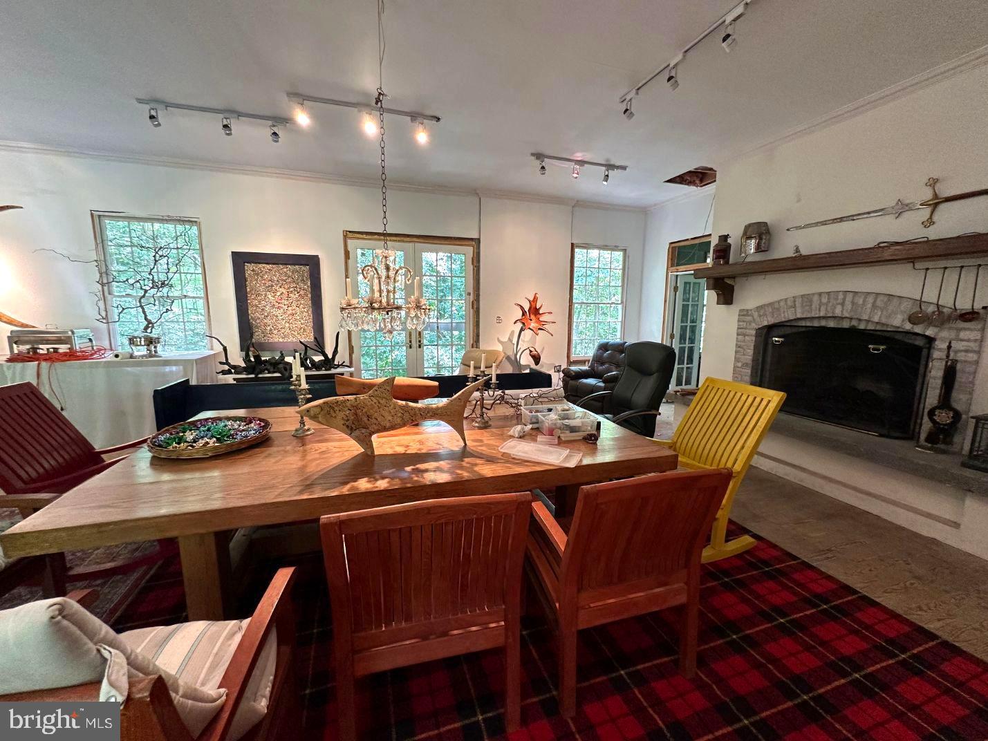 HIGHLAND - Residential
