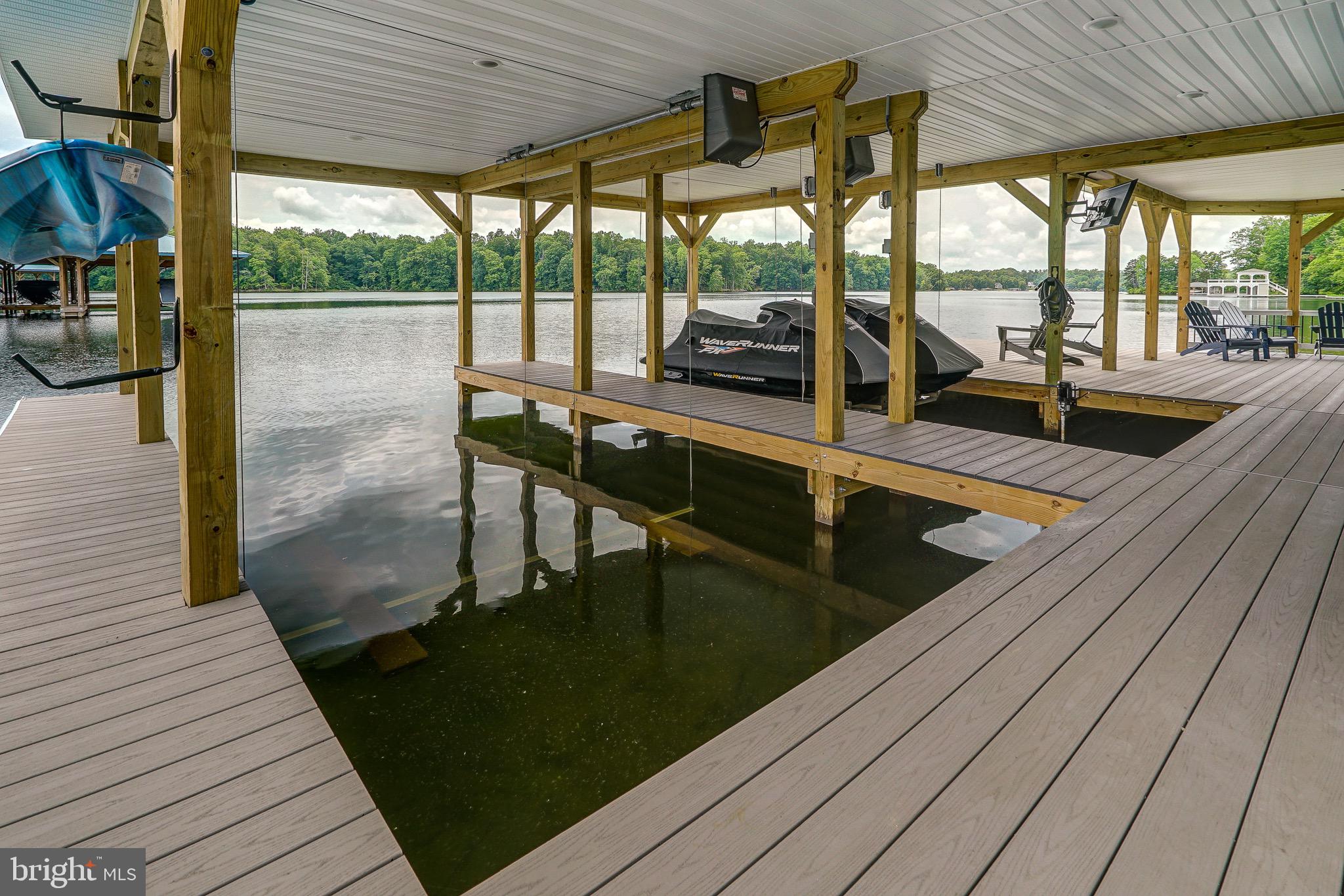 ELK CREEK LANDING - Residential