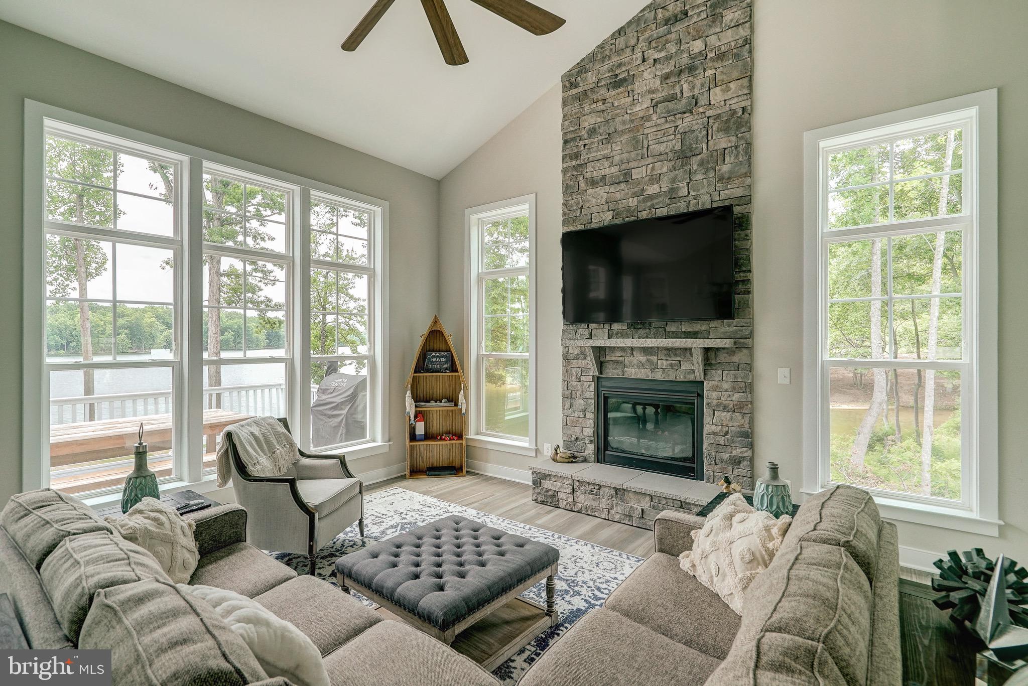 ELK CREEK LANDING - Residential