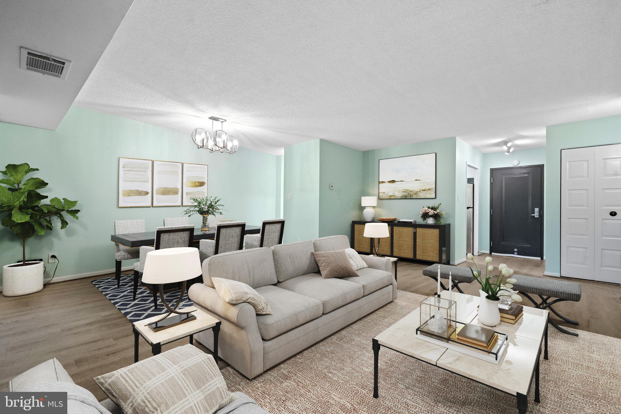 CARLYLE HOUSE - Residential