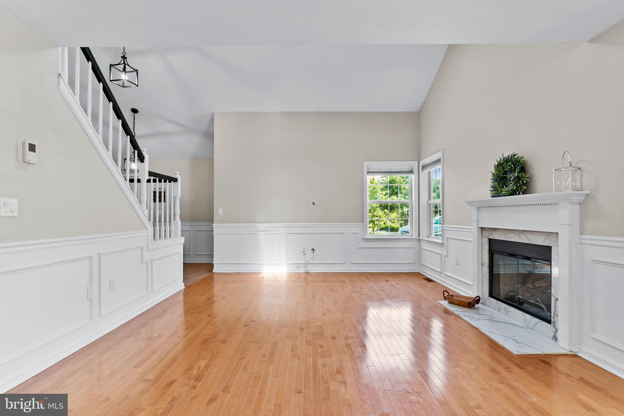 BEAUMONT SQUARE - Residential