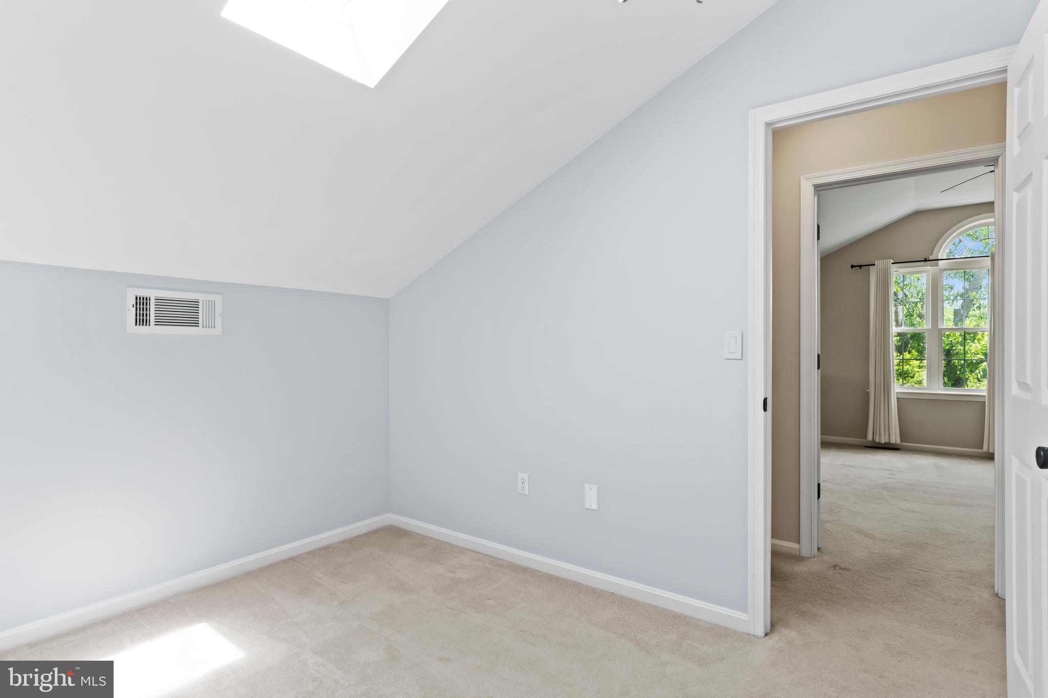 BEAUMONT SQUARE - Residential