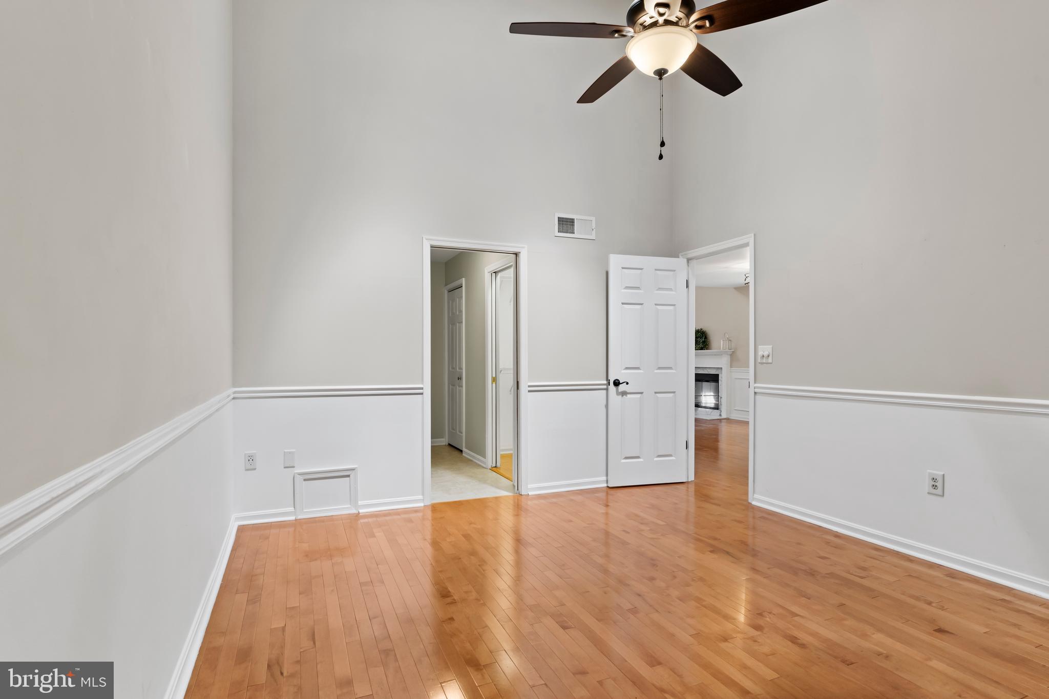 BEAUMONT SQUARE - Residential