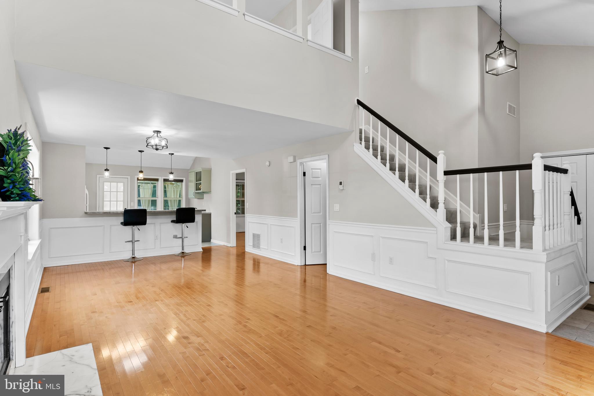 BEAUMONT SQUARE - Residential