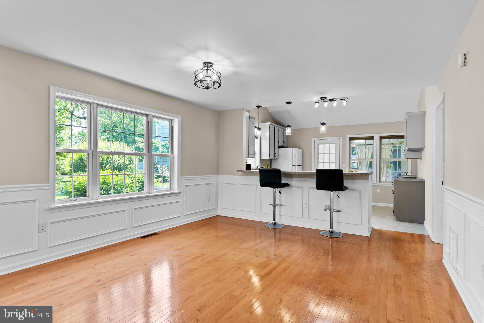 BEAUMONT SQUARE - Residential