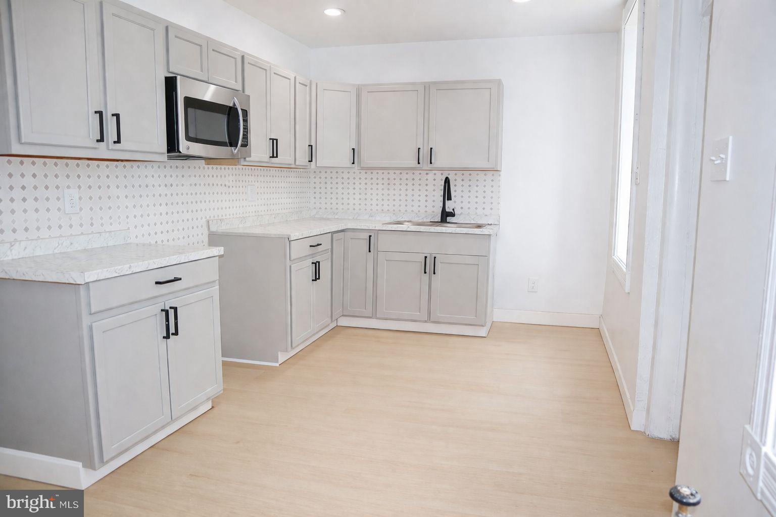 EAST YORK - Residential