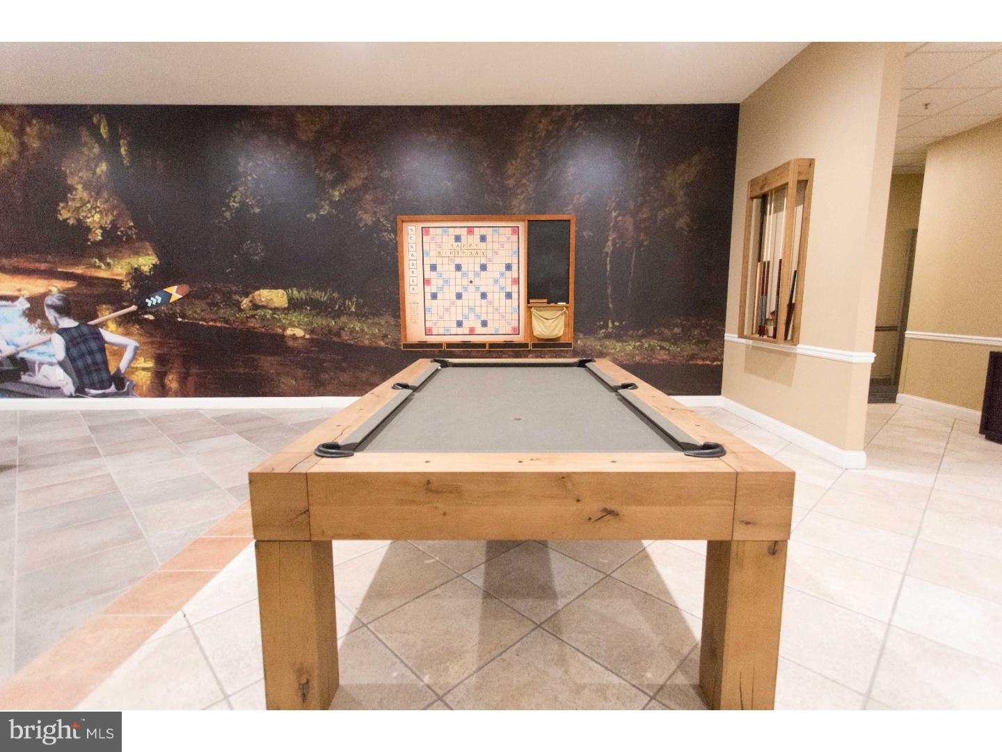 CHINATOWN - Residential Lease