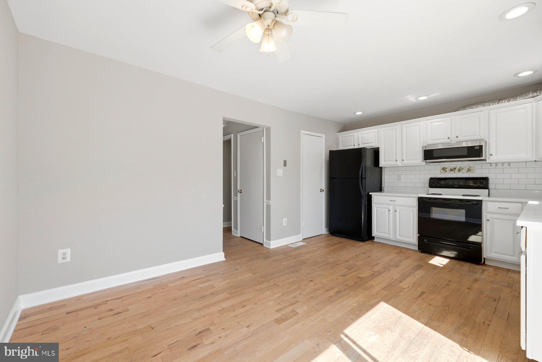 TOWNE CREST - Residential
