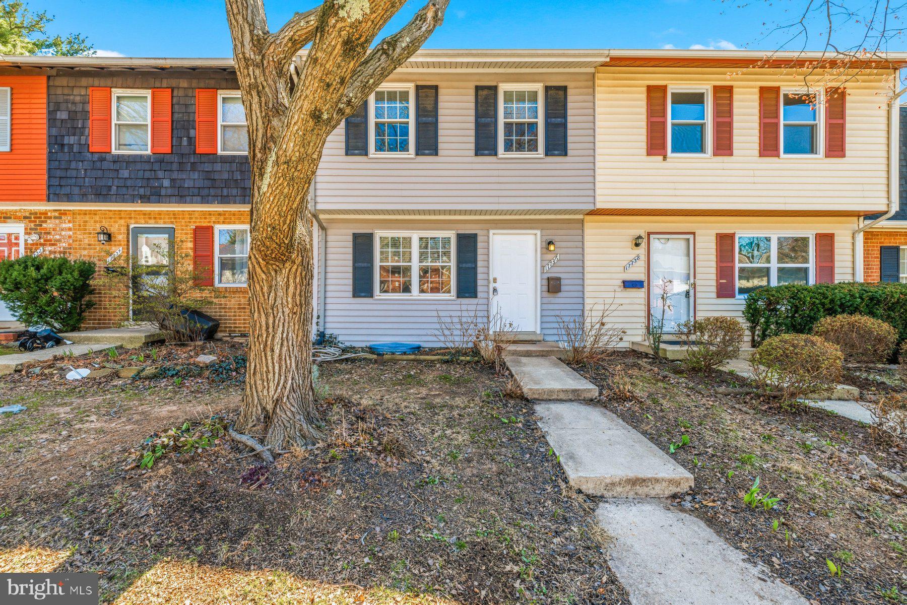 TOWNE CREST - Residential