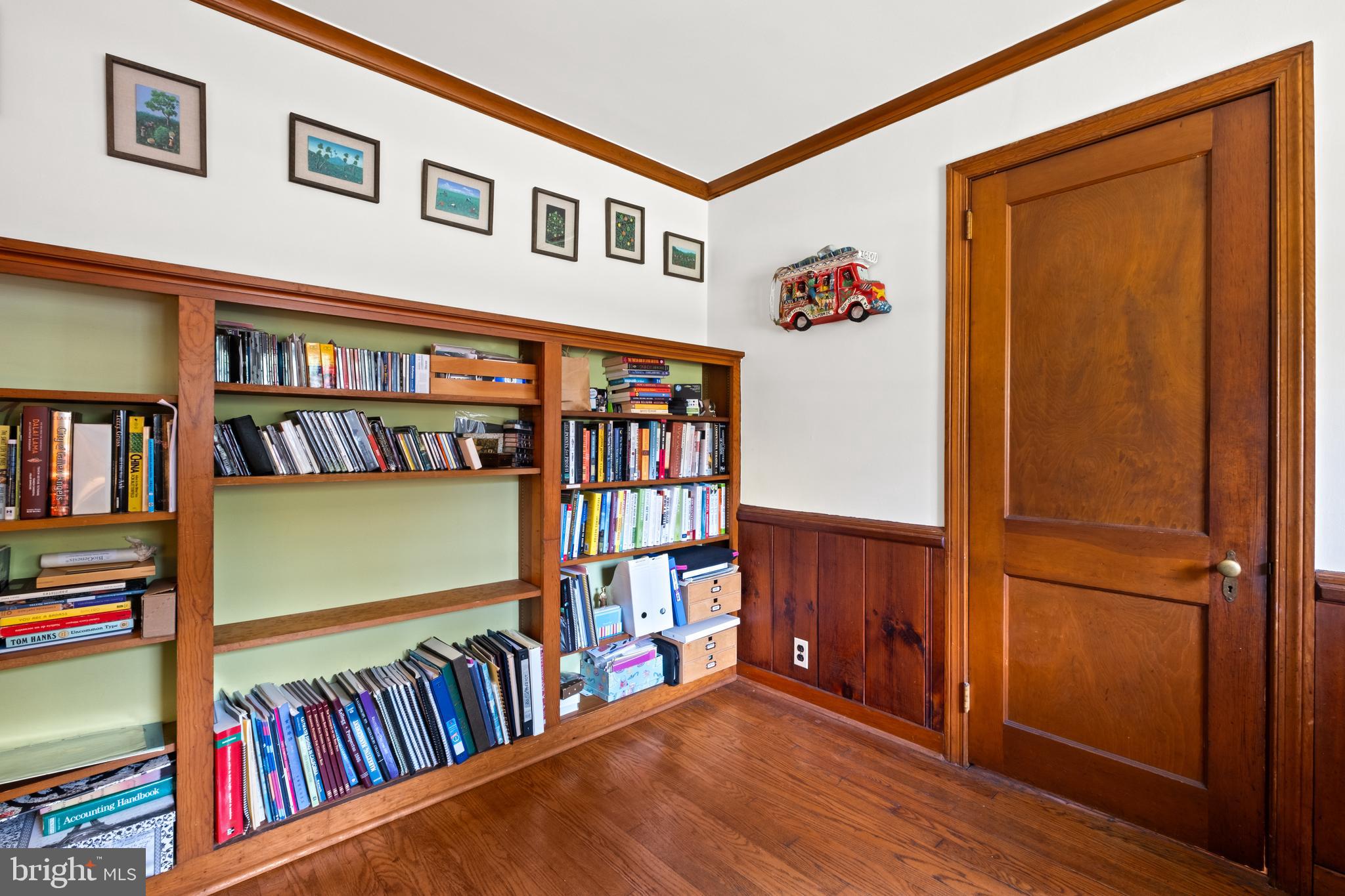 WYNNEWOOD - Residential