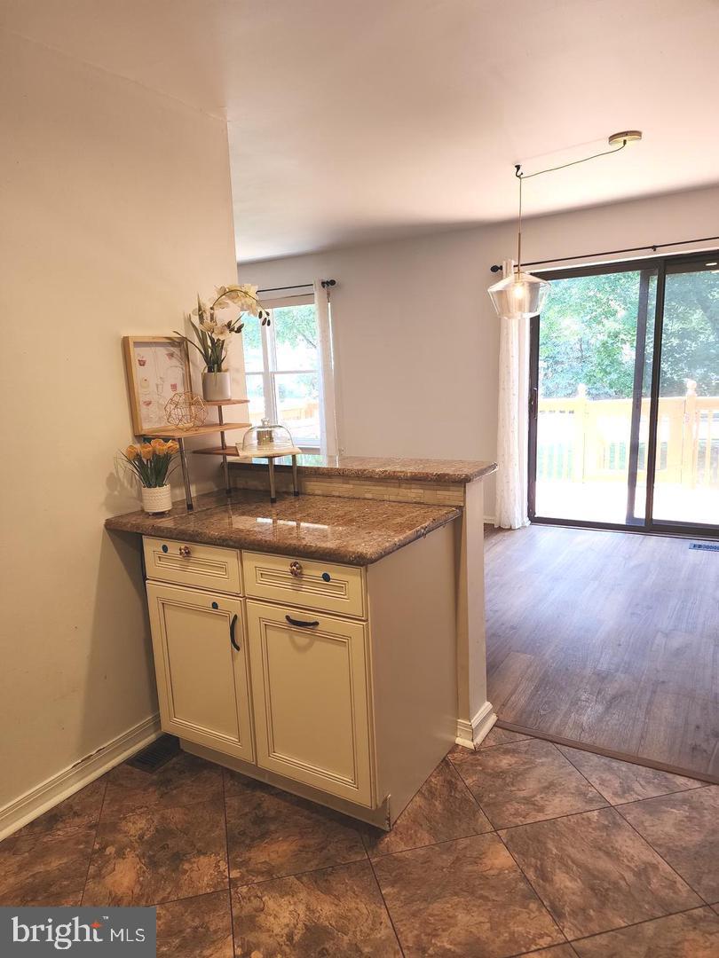 ANDORRA WOODS - Residential