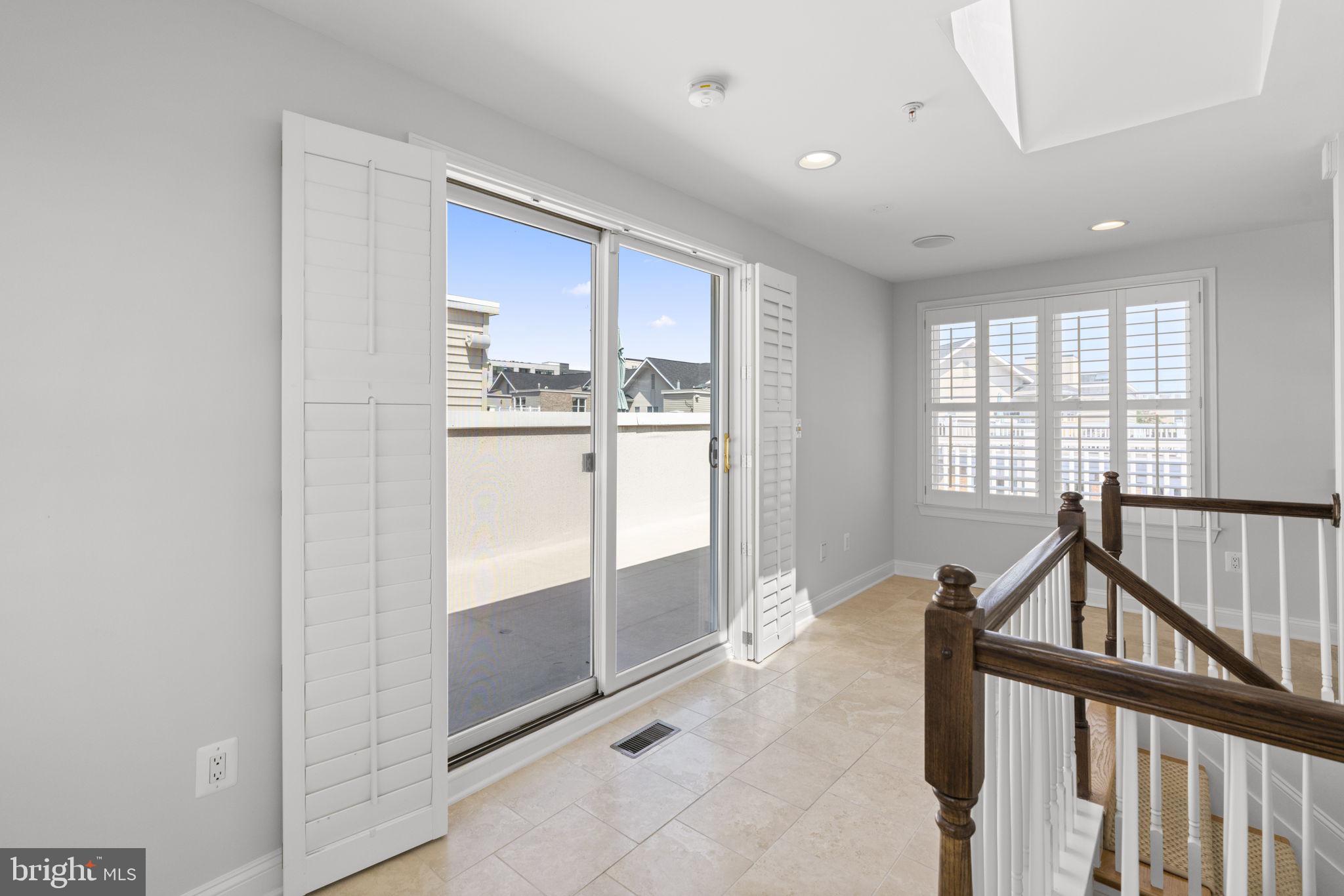 HARBORVIEW - Residential
