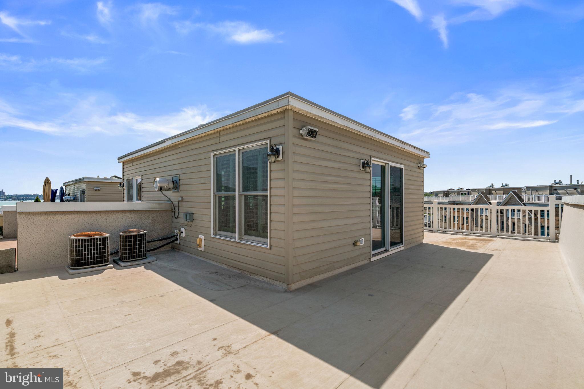 HARBORVIEW - Residential