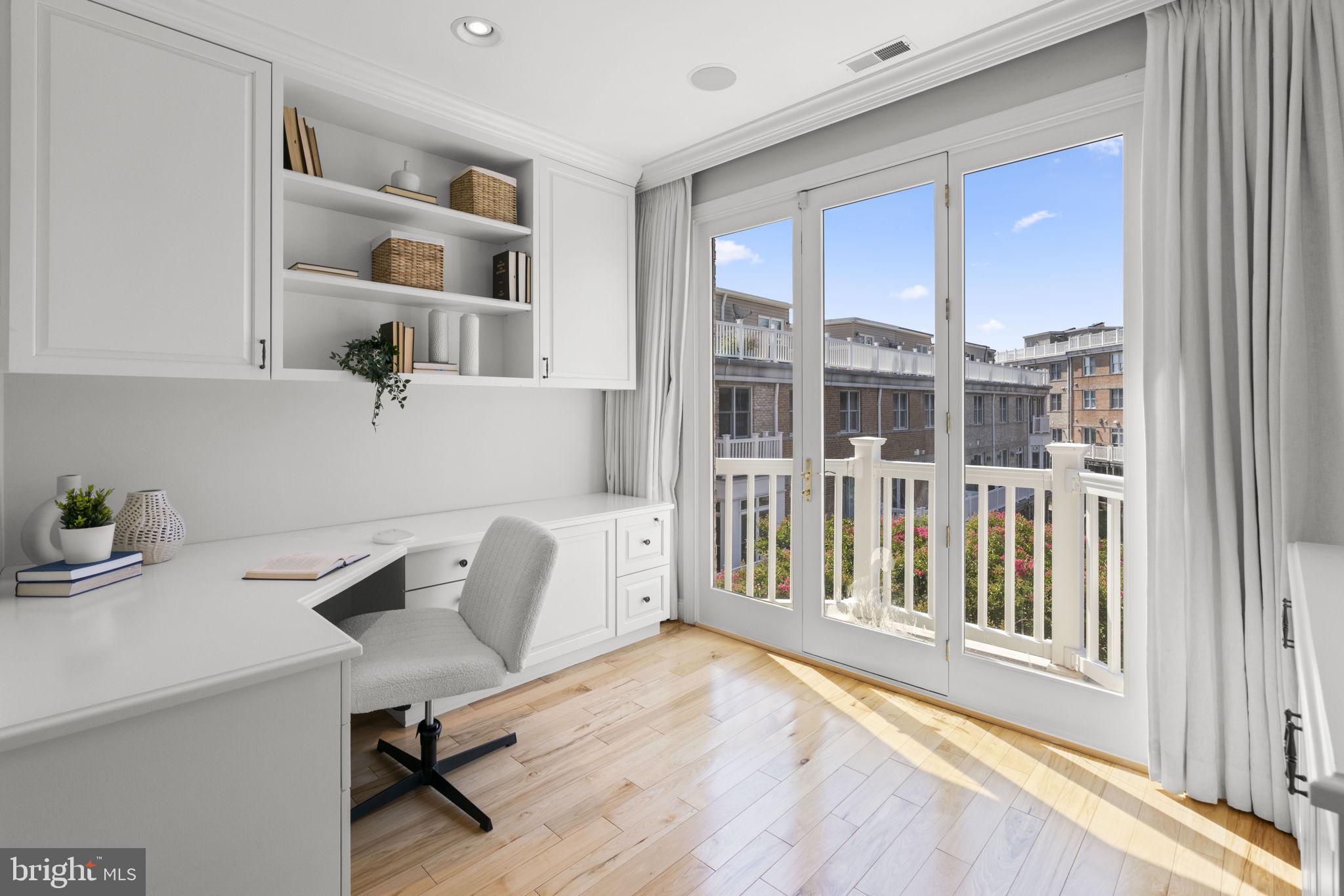 HARBORVIEW - Residential
