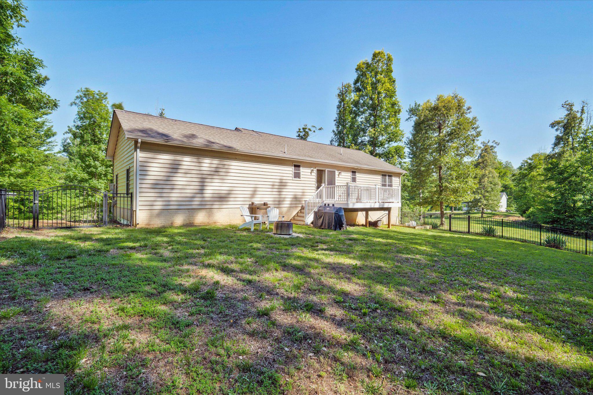 TIMBER KNOLL - Residential