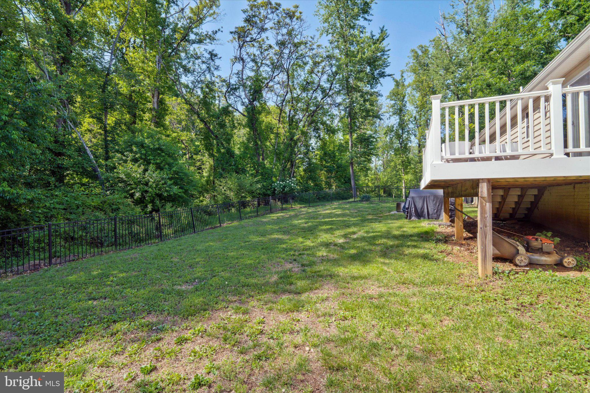 TIMBER KNOLL - Residential