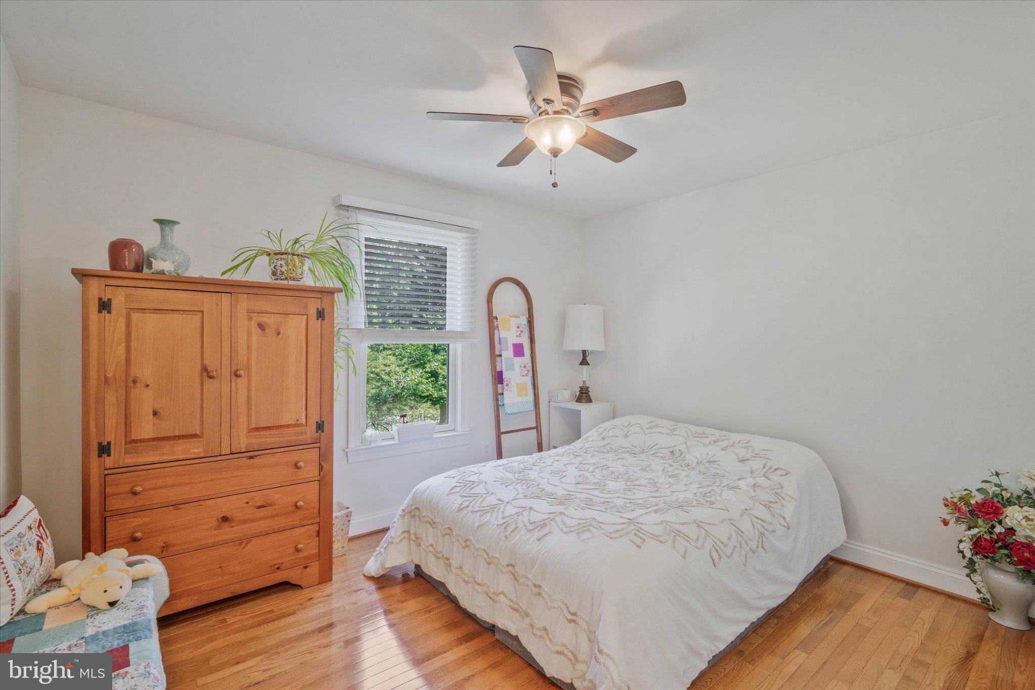 TIMBER KNOLL - Residential