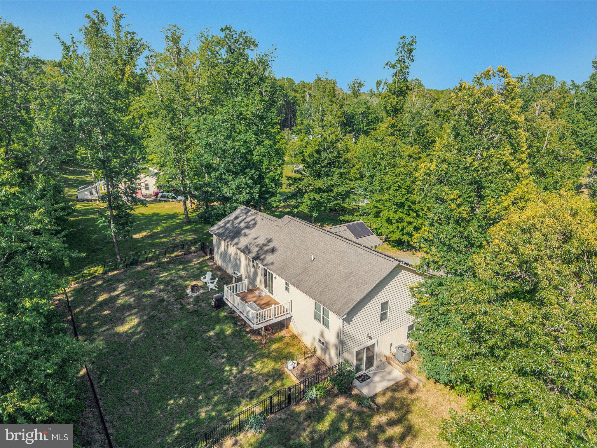 TIMBER KNOLL - Residential