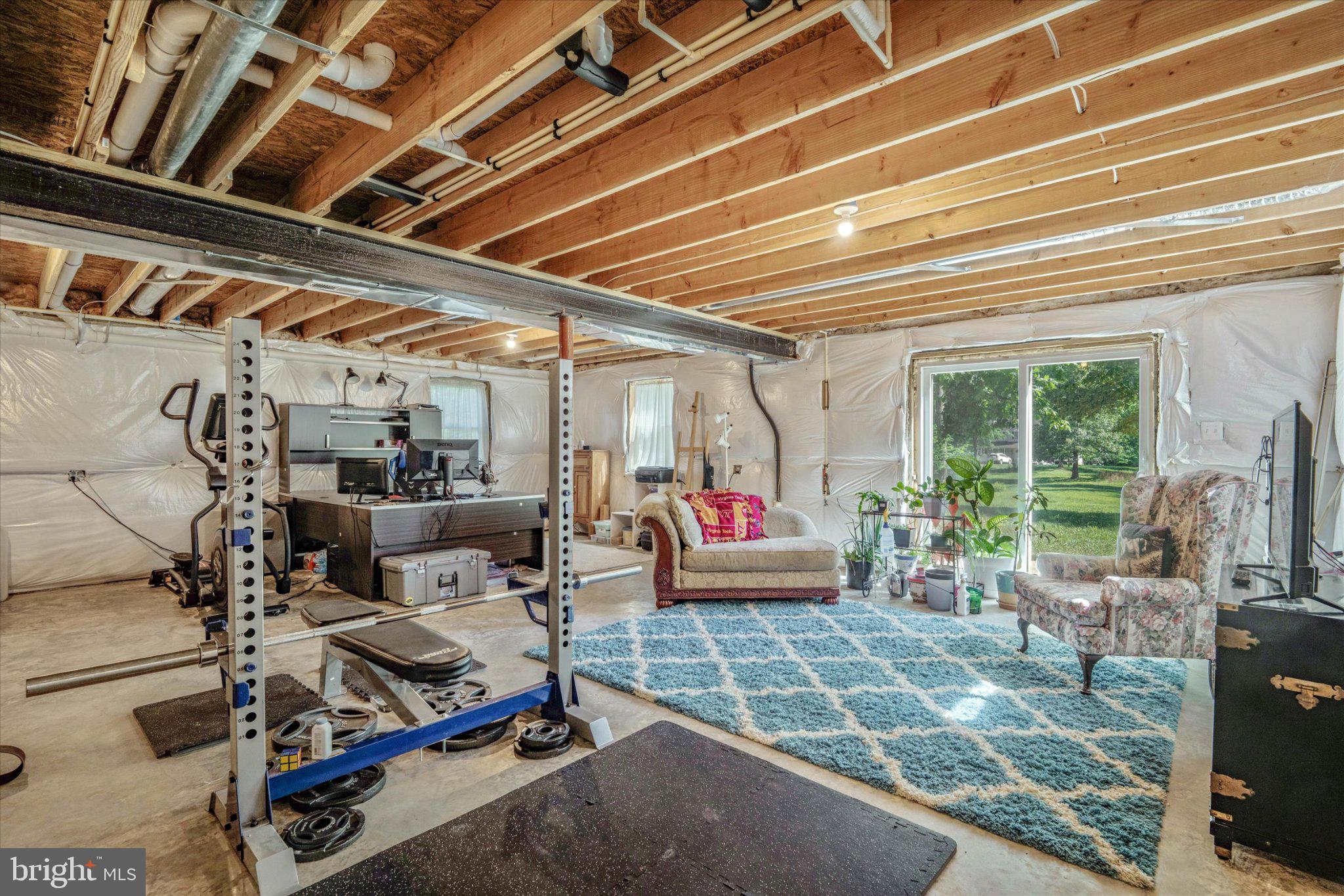 TIMBER KNOLL - Residential