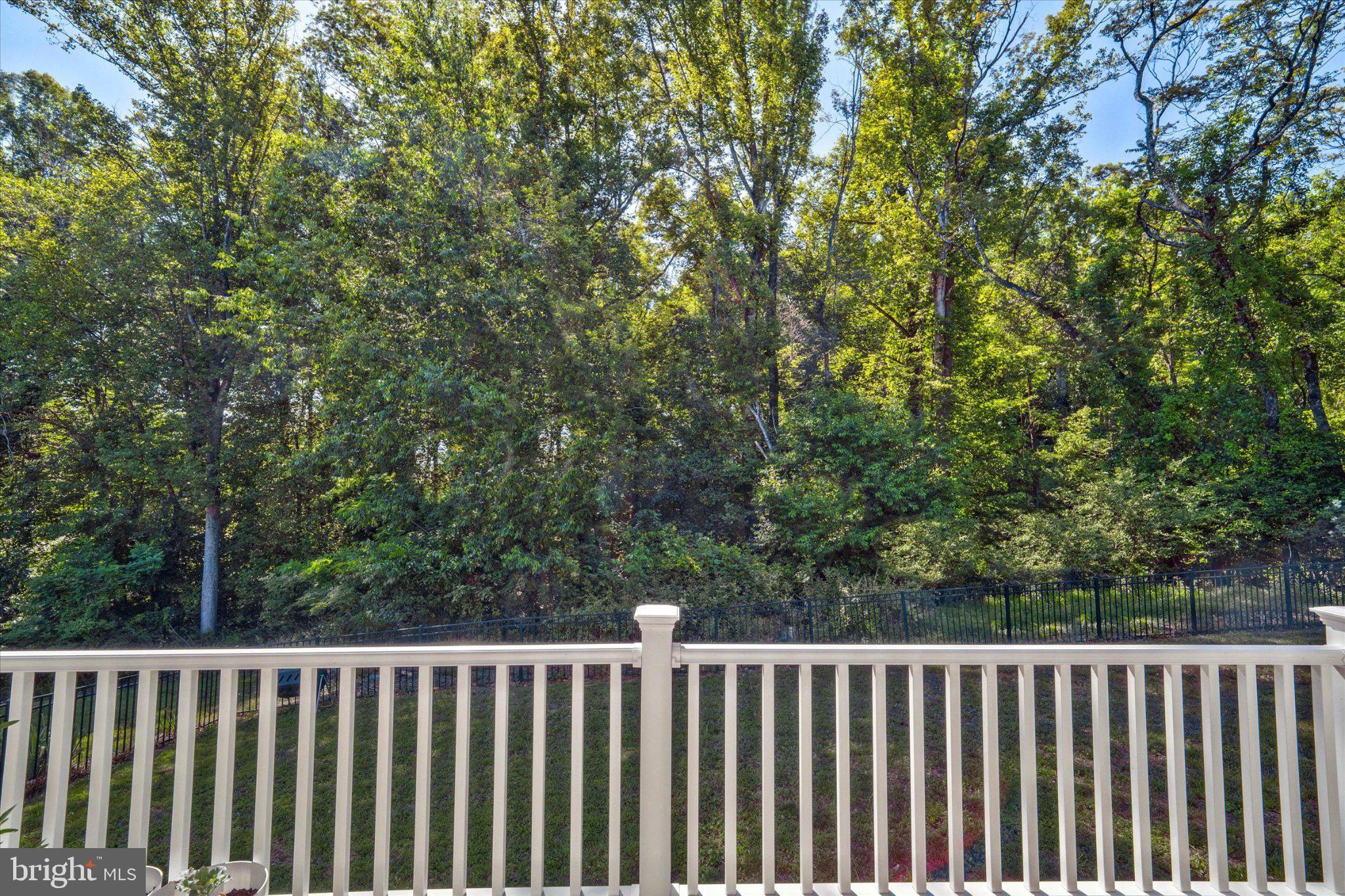 TIMBER KNOLL - Residential