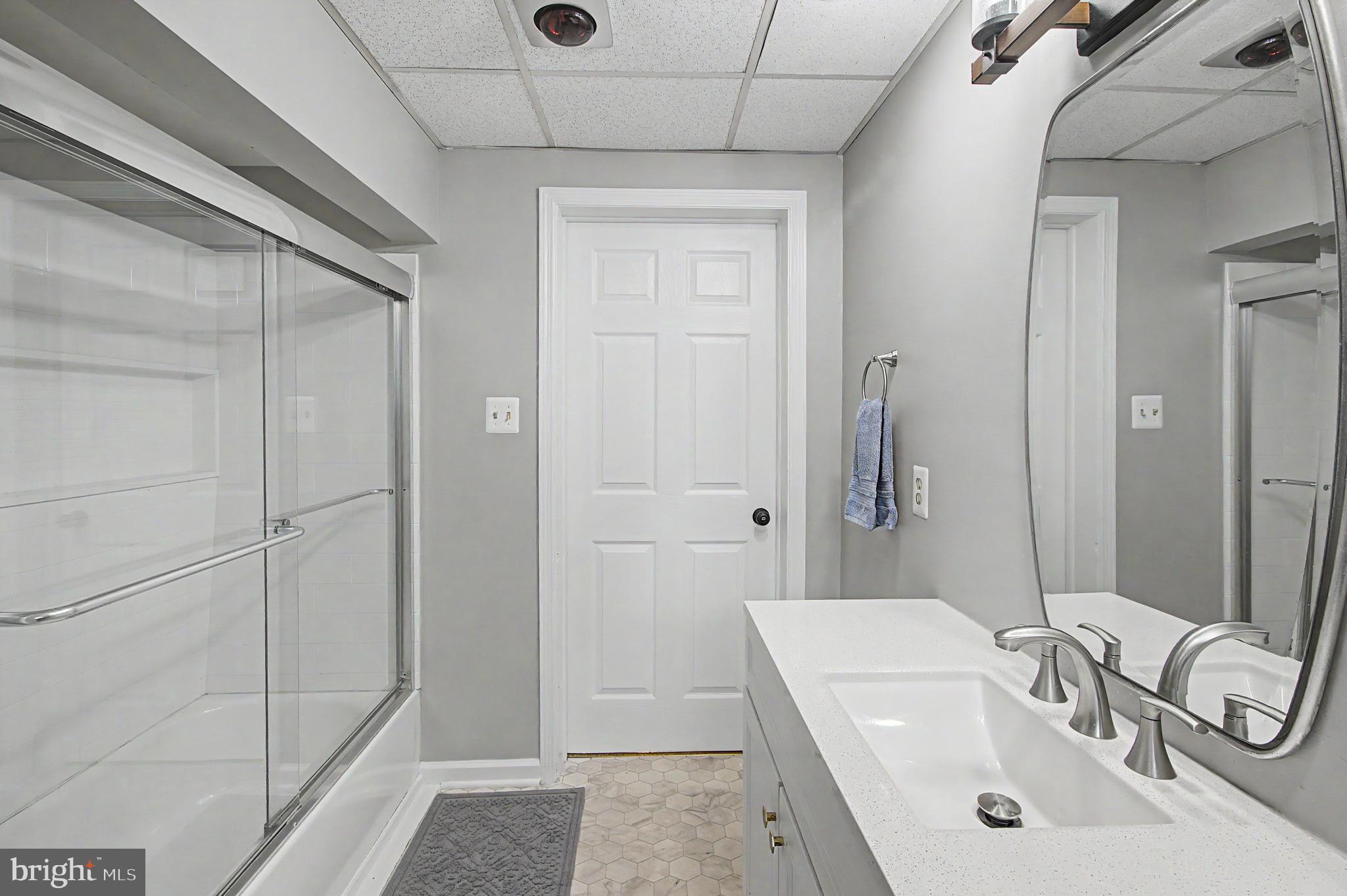 MC HENRY - Residential