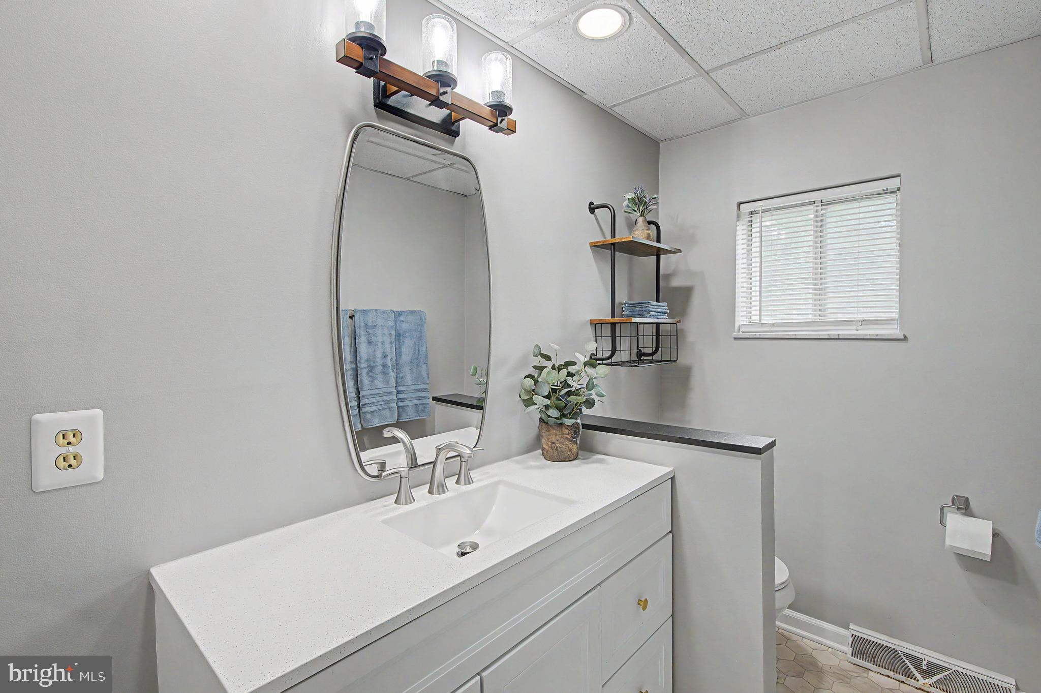 MC HENRY - Residential