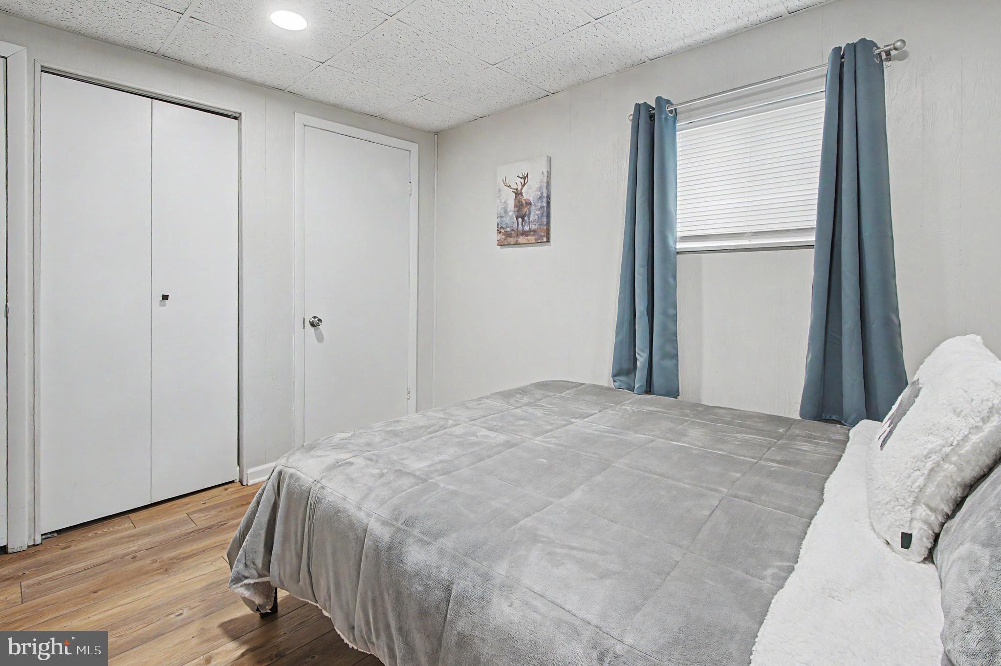 MC HENRY - Residential
