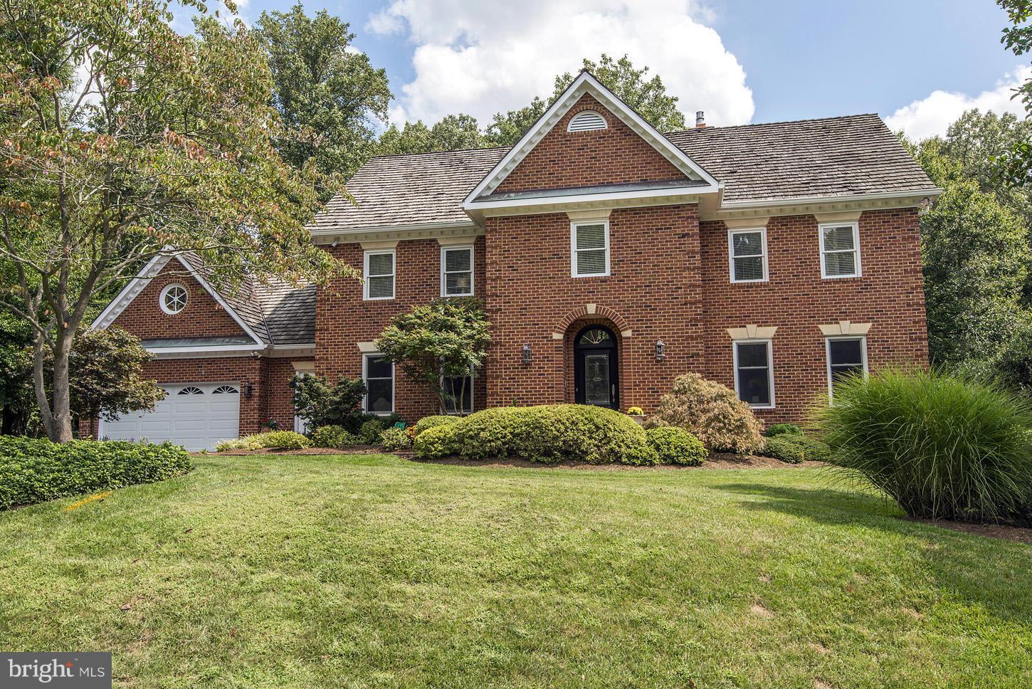 POTOMAC OVERLOOK - Residential