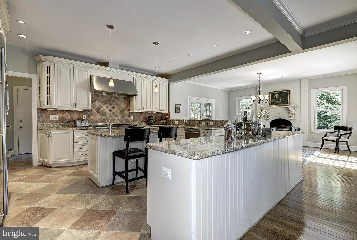 POTOMAC OVERLOOK - Residential