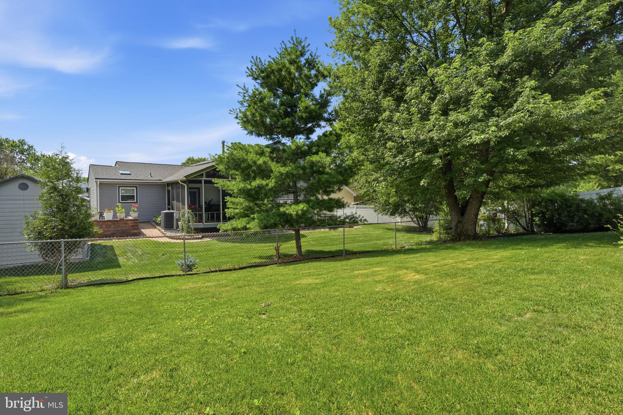 NEWTOWN CROSSING - Residential