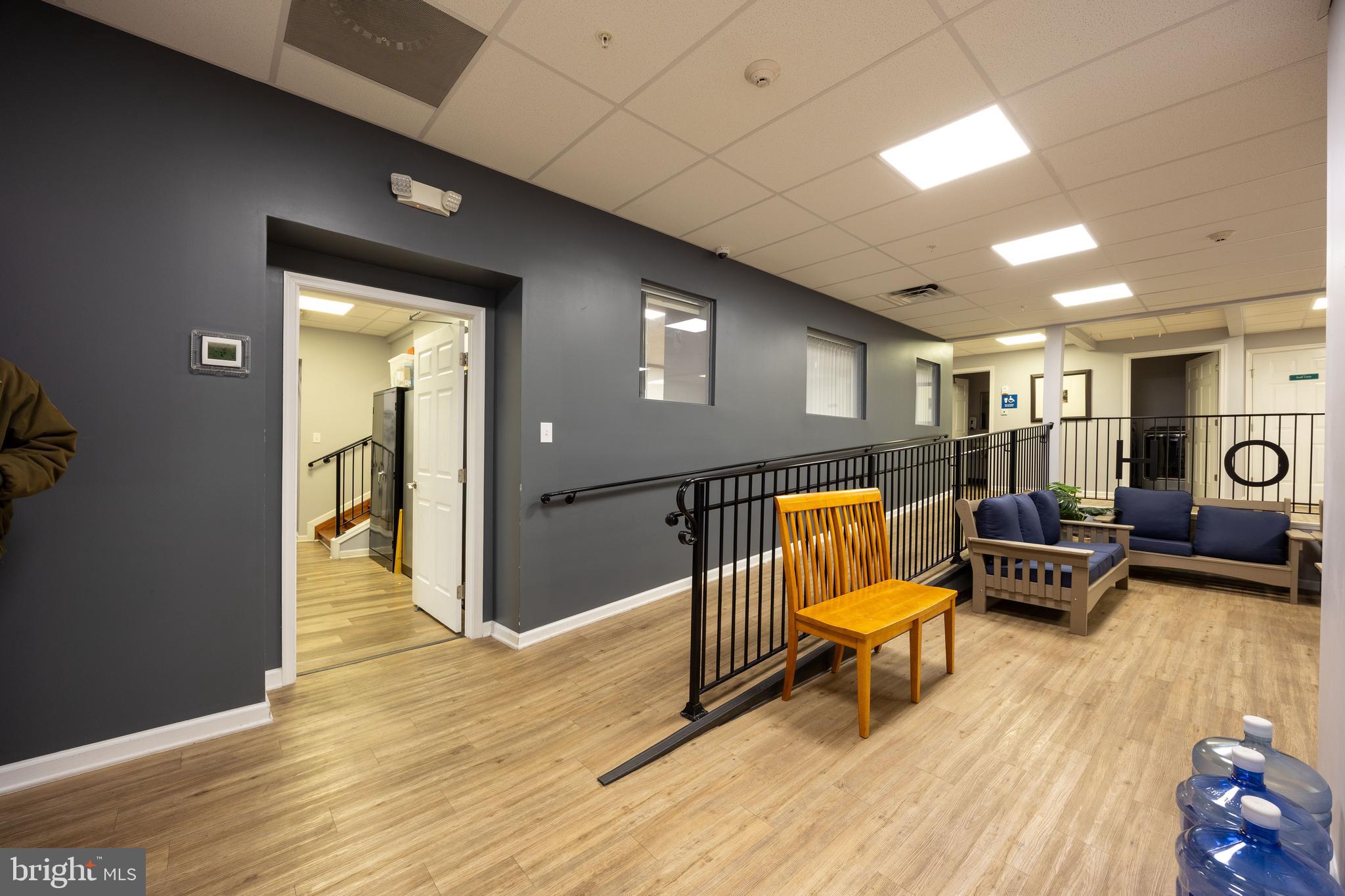 NORBOURNE - Commercial Sale