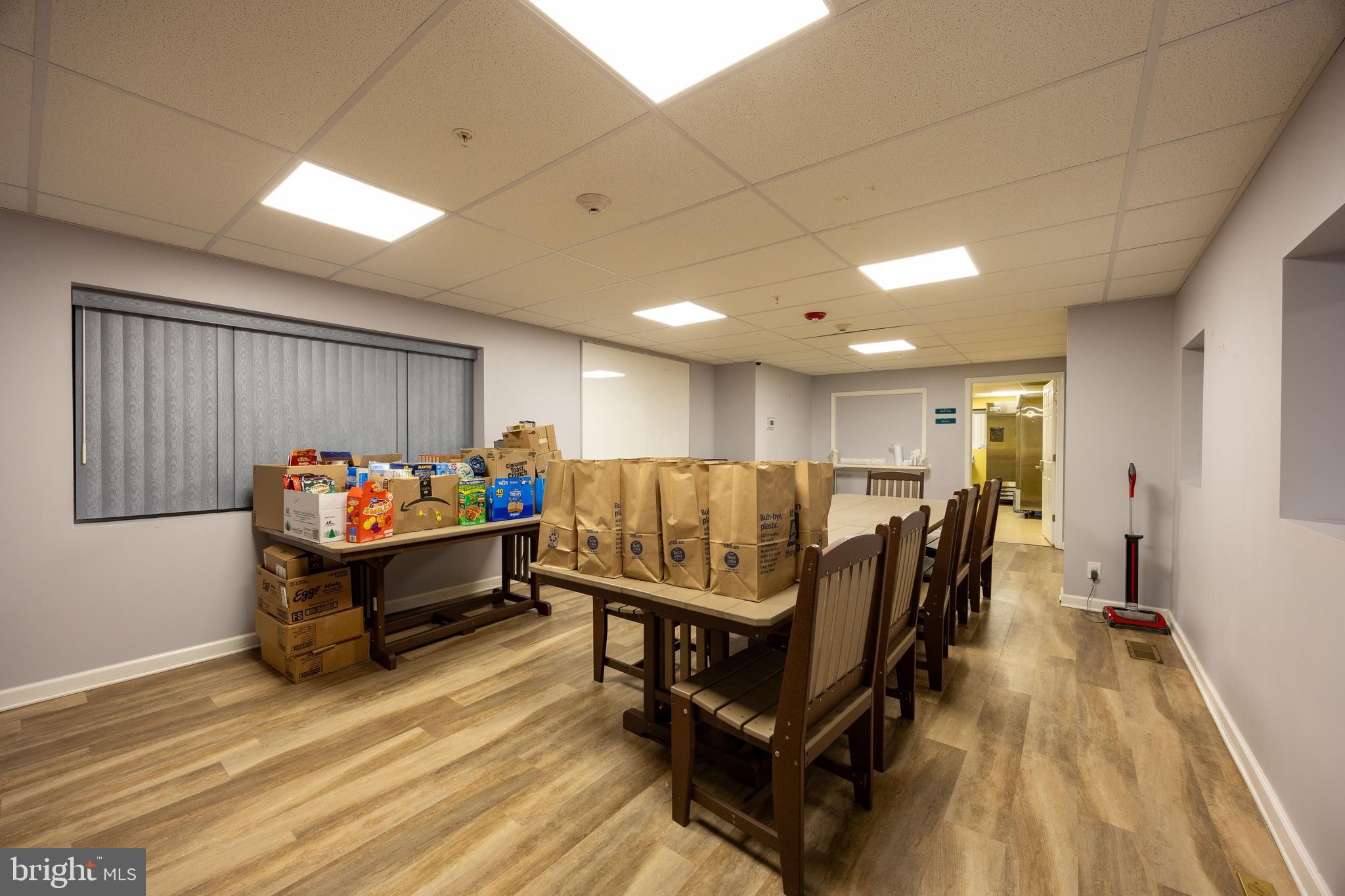 NORBOURNE - Commercial Sale