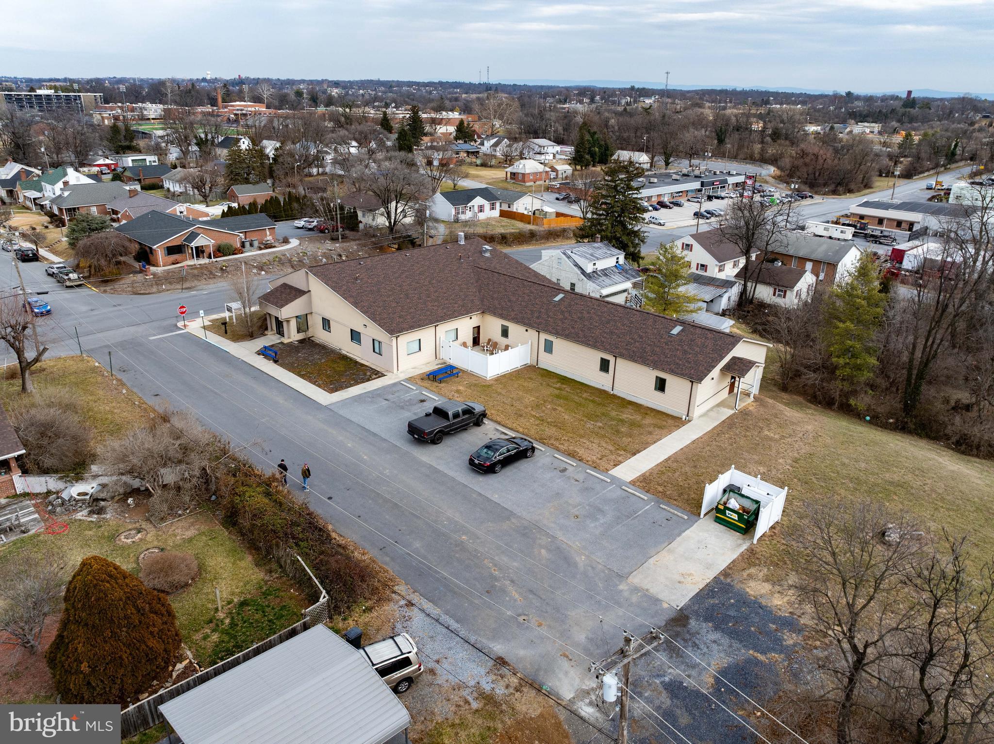 NORBOURNE - Commercial Sale