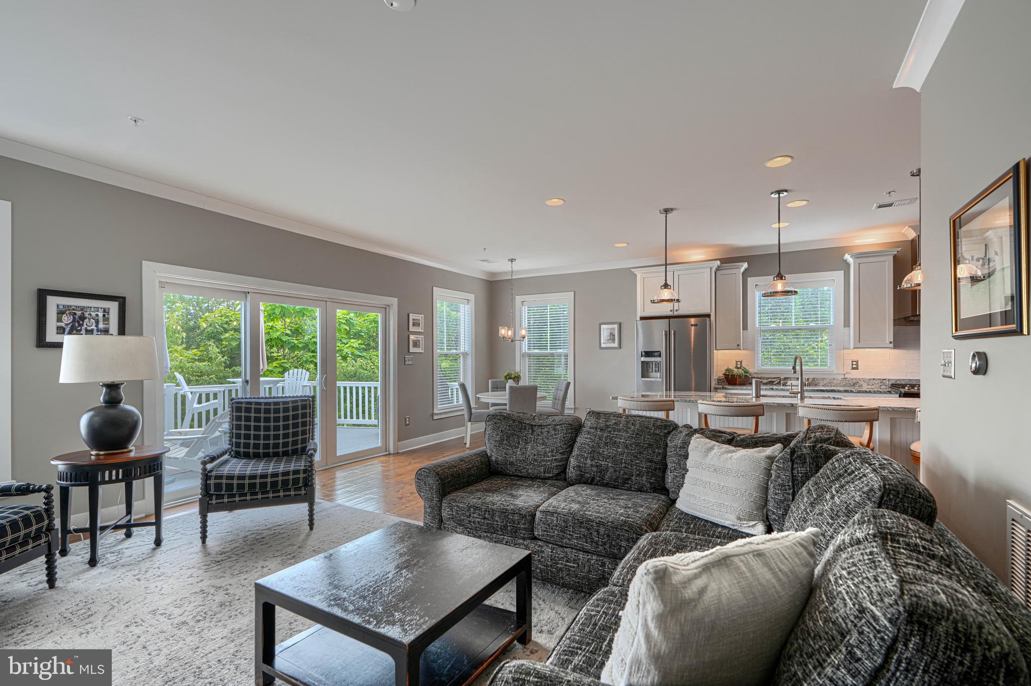WATERS EDGE - Residential
