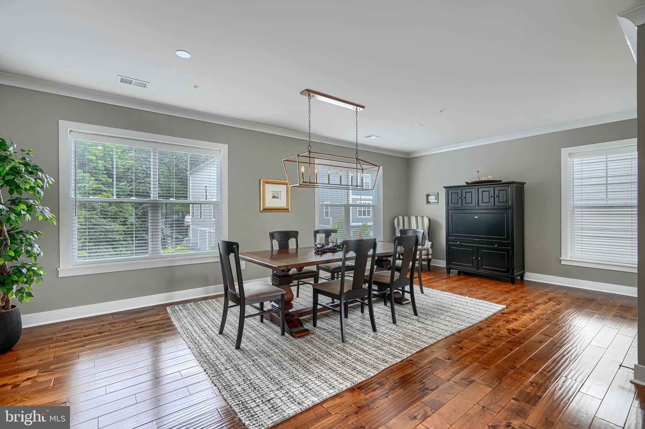 WATERS EDGE - Residential