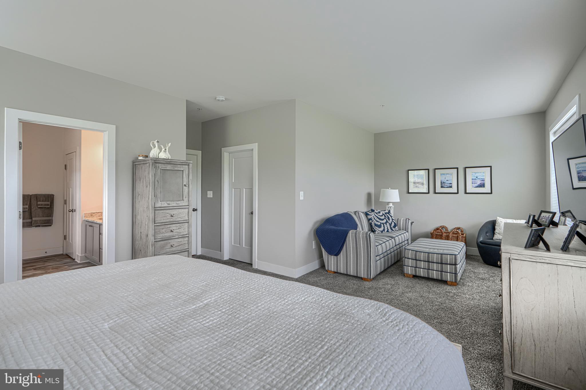 WATERS EDGE - Residential