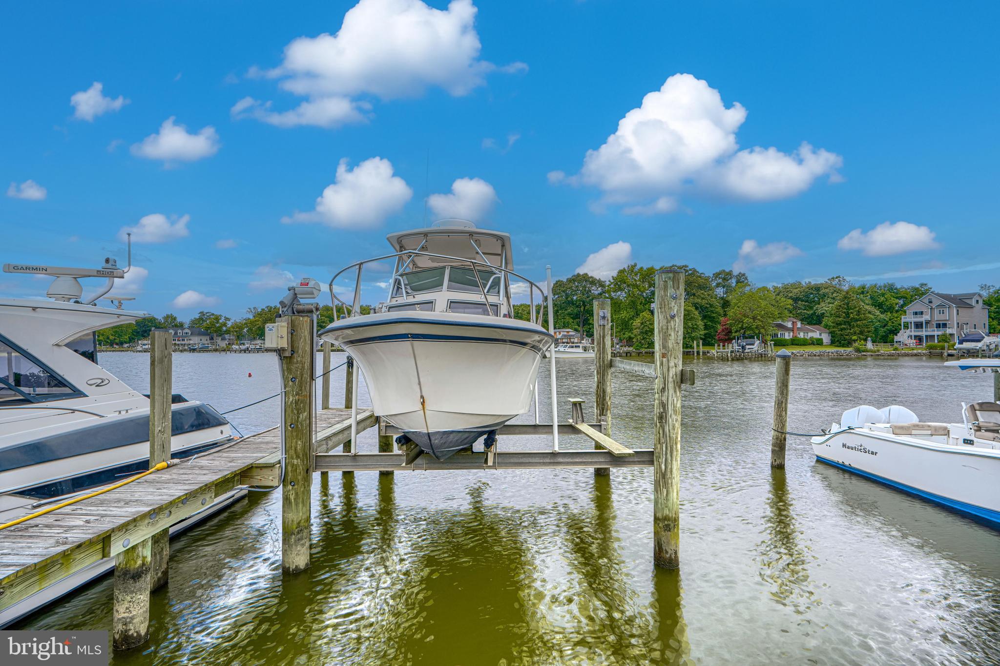 WATERS EDGE - Residential