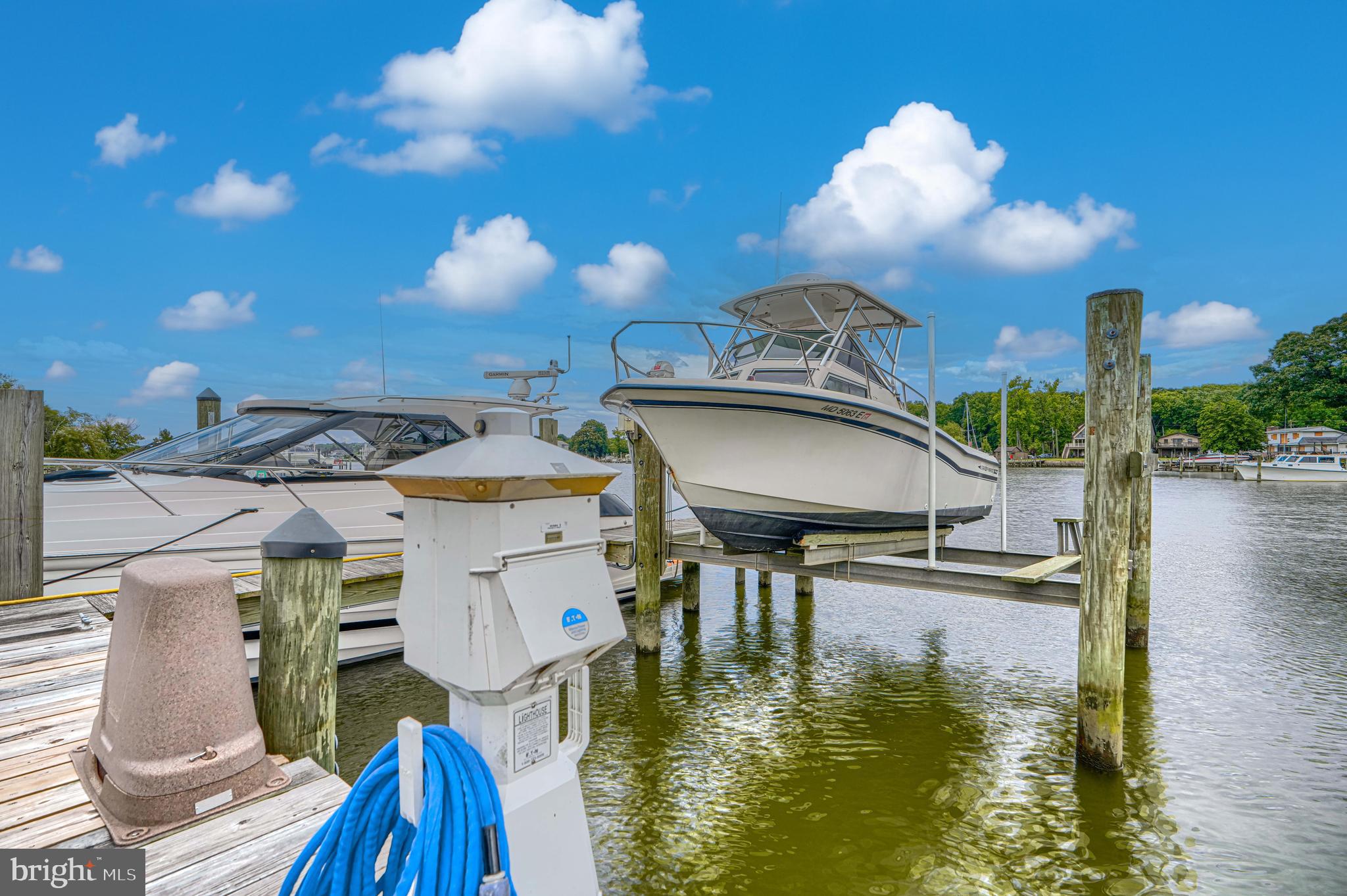 WATERS EDGE - Residential