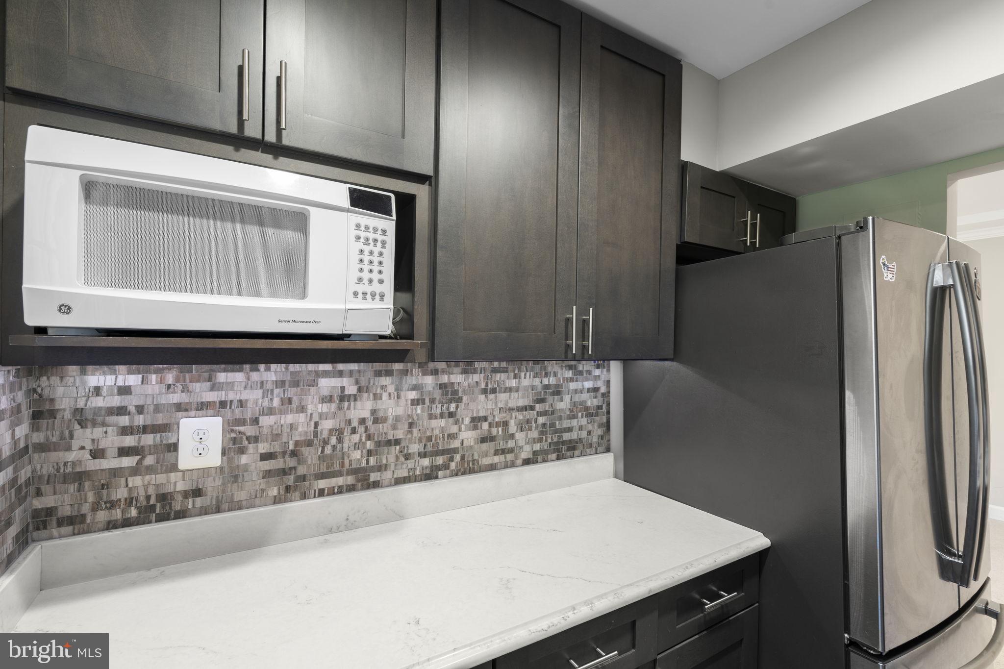 FOXCROFT COLONY CONDOS - Residential