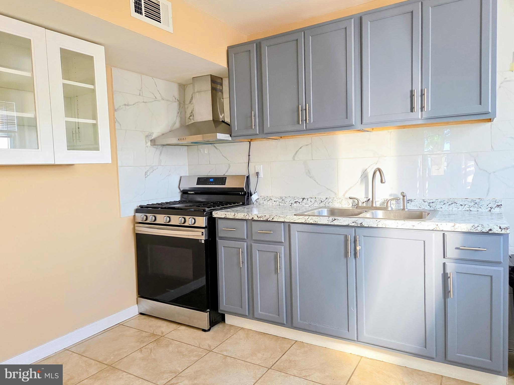 CHELSEA ESTATES - Residential