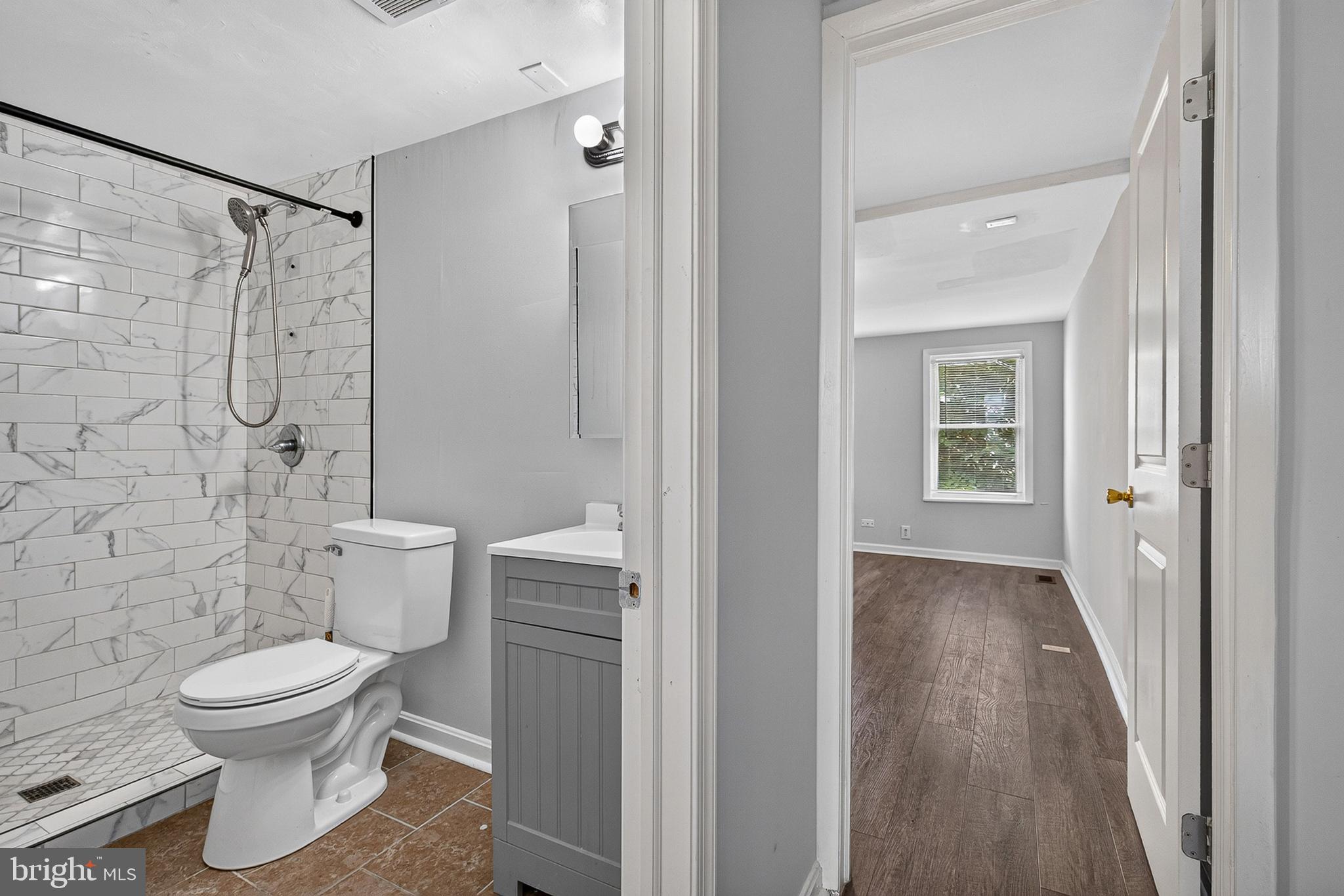 SANDTOWN-WINCHESTER - Residential