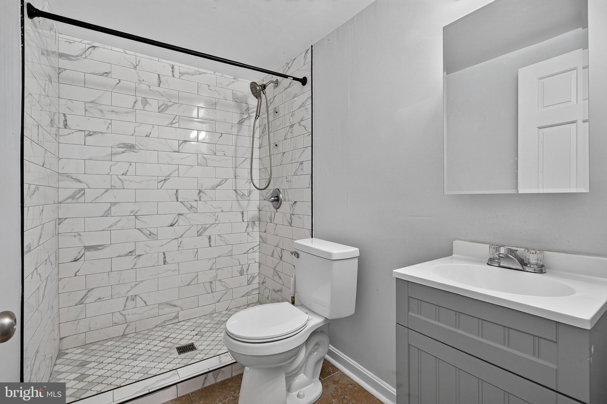 SANDTOWN-WINCHESTER - Residential