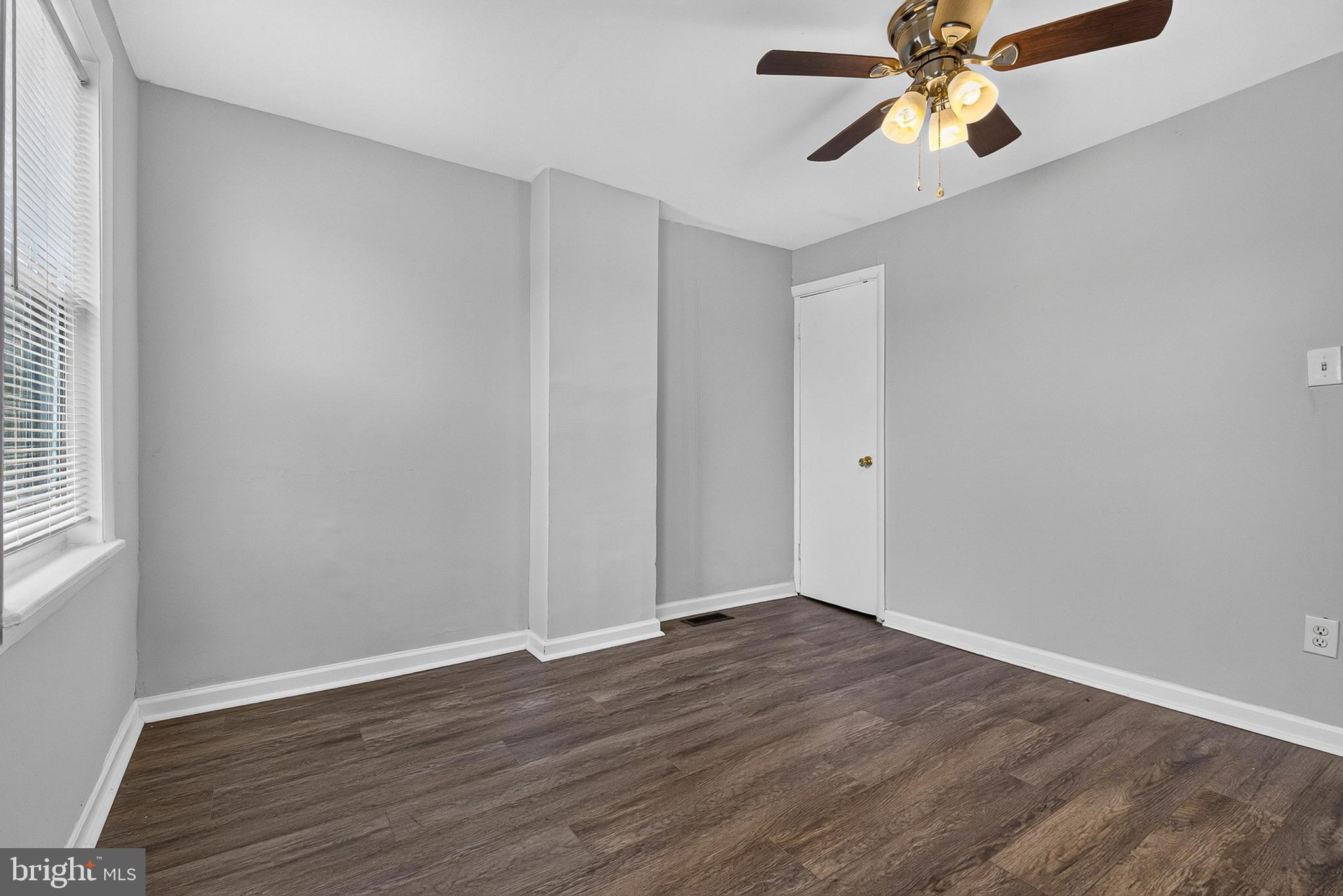 SANDTOWN-WINCHESTER - Residential