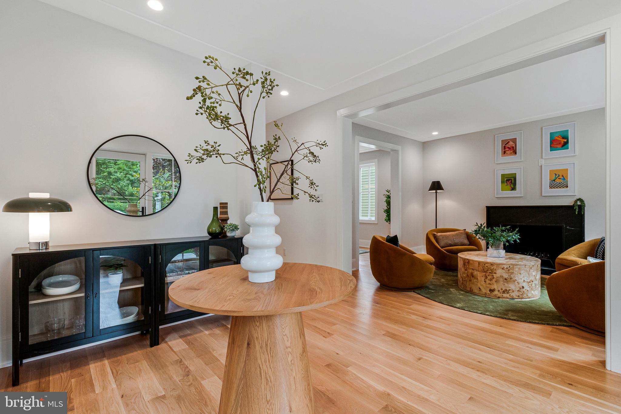 CHEVY CHASE - Residential